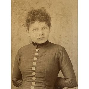 Antique CDV Carte de Visite Photography Sepia Lighty Bros Young Lady Buttons SEE